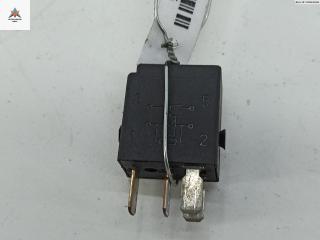 реле (прочие) Mercedes-Benz C-Класс W203/S203/CL203 [рестайлинг] 2004, 1.8 л., бензин, МКПП, синий, универсал, 0025421119