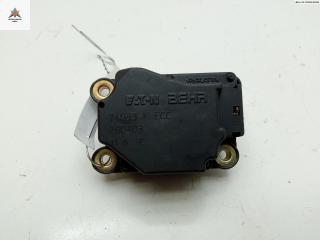 моторчик заслонки печки Volvo V70 2 поколение [рестайлинг] 2004, 2.4 л., дизель, МКПП, серый, универсал, 260403