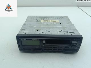 магнитола Mitsubishi Space Wagon 2 поколение (Typ N30/N40) 1995, 2.0 л., бензин, МКПП, красный, минивэн