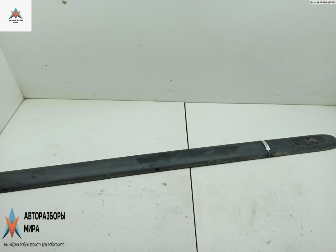 молдинг двери передней правой Renault Kangoo 1 поколение 1998, 1.4 л., бензин, МКПП, зелёный, фургон, 7700304634 - фото №1