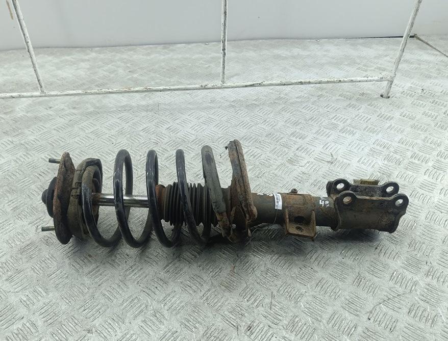 стойка передняя Volvo V70 2004, 2.4 л., дизель, МКПП, серый, универсал