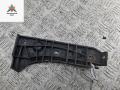 кронштейн переднего бампера Audi A6 4B/C5 2000, 2.7 л., бензин, АКПП, зелёный, универсал, 4B0807284B - фото №2