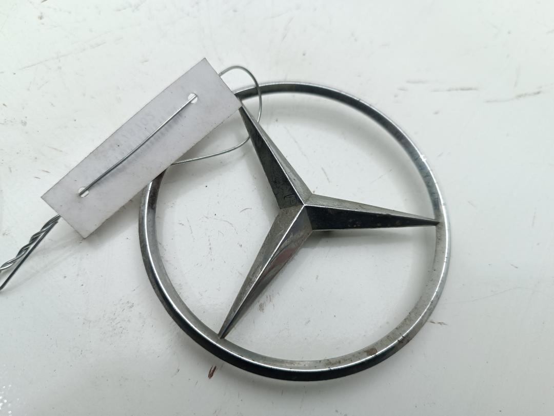 эмблема Mercedes-Benz C W203 2005, 2.2 л., дизель, АКПП, чёрный, универсал, 2037580158