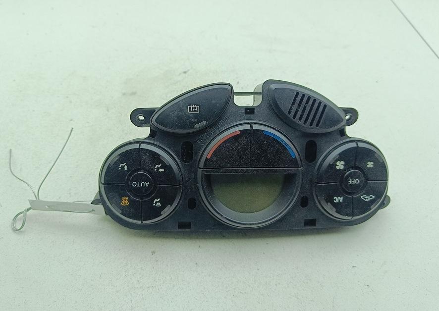 блок управления печки / климат-контроля Ford Focus I 2003, 1.6 л., i, бензин, МКПП, серый, универсал, 2S4H18C612AJ
