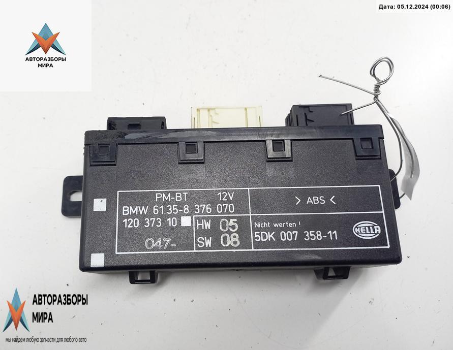 модуль управления двери BMW 5 серия E39 1997, 2.0 л., бензин, МКПП, синий, седан, 8376070 - фото №1