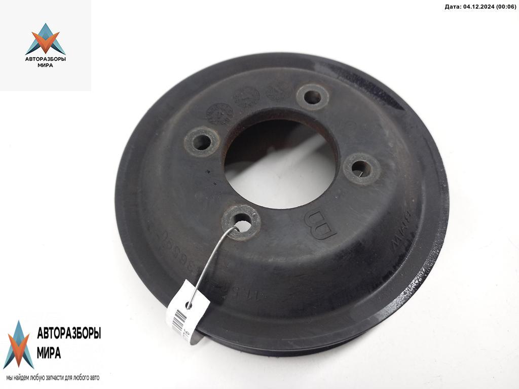 шкив помпы BMW 5 серия E39 1999, 2.5 л., бензин, МКПП, красный, универсал, 1436590 - фото №1