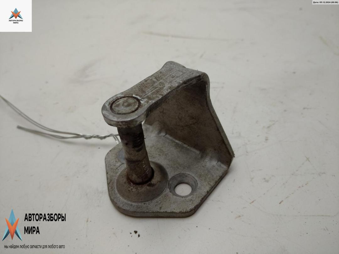 ответная часть (скоба) замка двери Ford Transit 7 поколение 2008, 2.2 л., дизель, МКПП, красный, микроавтобус - фото №1