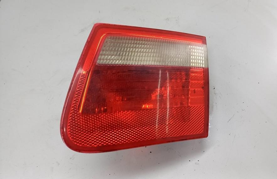 фонарь крышки багажника правый BMW 3 E46 1999, 2.8 л., бензин, АКПП, серый, универсал, 8368760