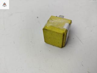 блок управления вентилятором (реле) Opel Astra H/Family [рестайлинг] 2005, 1.7 л., дизель, МКПП, зелёный, хетчбэк 5 дв., 90226846