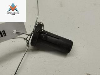 кронштейн радиатора Audi A4 B6 2003, 2.5 л., дизель, МКПП, серый, универсал, 8D0121200