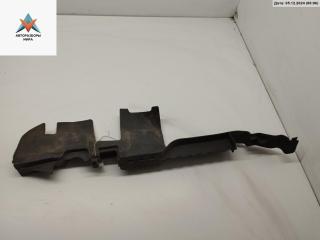 диффузор вентилятора Audi A4 B6 2003, 2.5 л., дизель, МКПП, серый, универсал, 8E0121284B