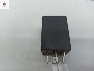 реле (прочие) Audi 80 8C/B4 1993, 2.0 л., бензин, АКПП, красный, седан, 431955531