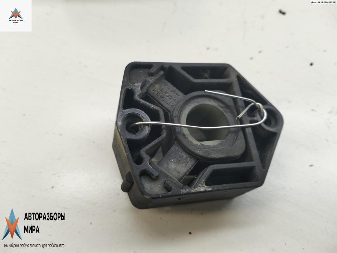 кронштейн радиатора Skoda Octavia mk1 (A4 1U) 1998, 1.6 л., бензин, МКПП, серый, хетчбэк 5 дв., 1J0806155C - фото №1