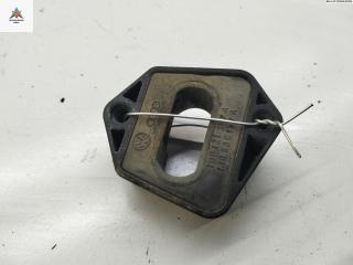 кронштейн радиатора Skoda Octavia mk1 (A4 1U) 1998, 1.6 л., бензин, МКПП, серый, хетчбэк 5 дв., 1U08061367A