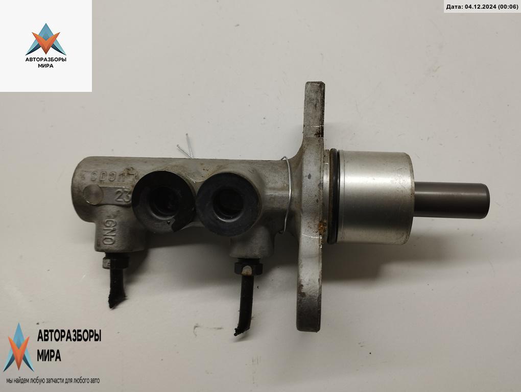 цилиндр тормозной главный Audi A6 4B/C5 1998, 1.8 л., бензин, МКПП, синий, седан, 1973 - фото №1