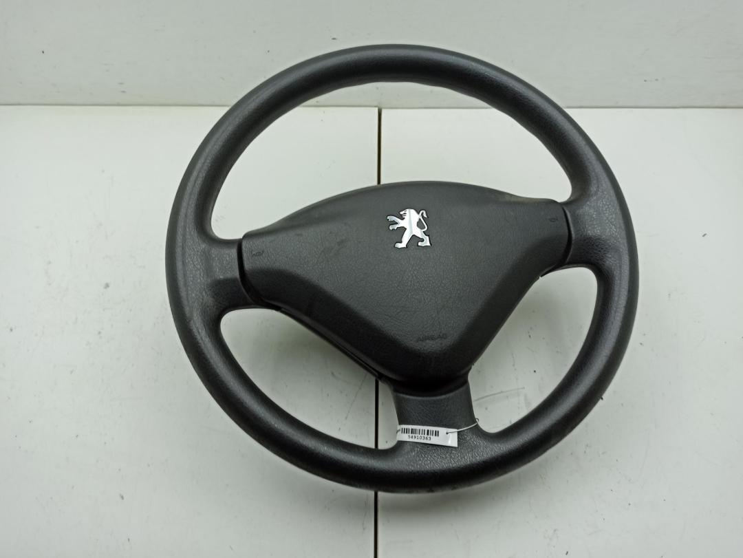 руль Peugeot 207 2009, 1.4 л., бензин, МКПП, красный, хетчбэк 5 дв., 6045458