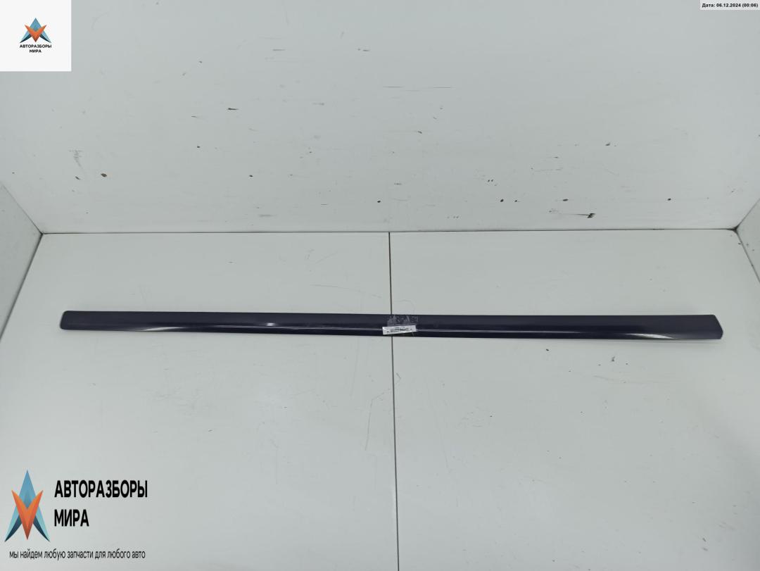молдинг двери передней правой Audi A4 B6 2003, 2.5 л., дизель, АКПП, синий, универсал, 8E0853954 - фото №1