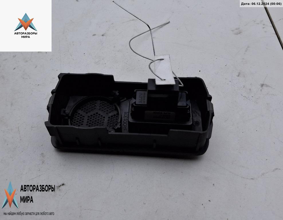 кнопка стеклоподъемника переднего правого Opel Vectra C 2003, 2.2 л., бензин, МКПП, серый, седан, 09185959 - фото №1