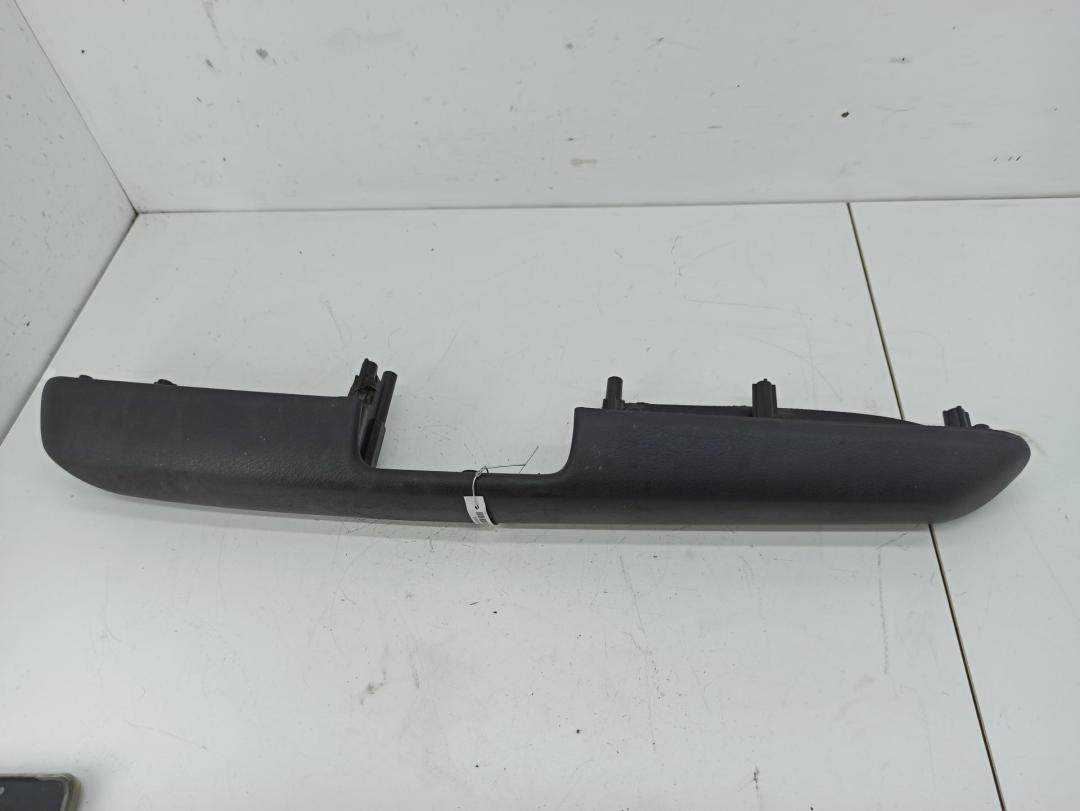 ручка внутренняя передняя левая Audi A4 B6 2003, 2.5 л., дизель, АКПП, синий, универсал, 8E0367173