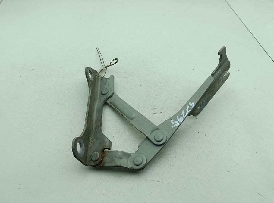 петля капота левая Mazda Xedos 9 2002, серый, седан, T001-52-420A