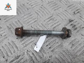 Болт крепления Volkswagen Passat B5 1998, 1.9 л., дизель, МКПП, красный, седан