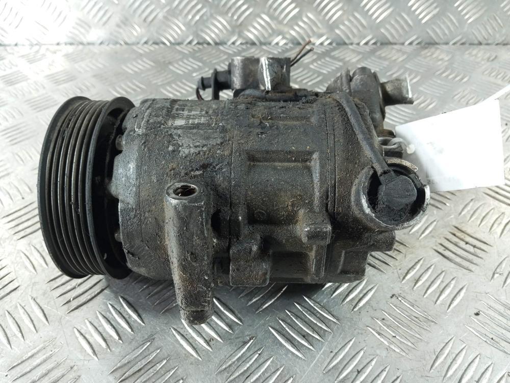 компрессор кондиционера Volkswagen Polo 4 поколение 2003, цвет, 6Q0820803G - фото №1