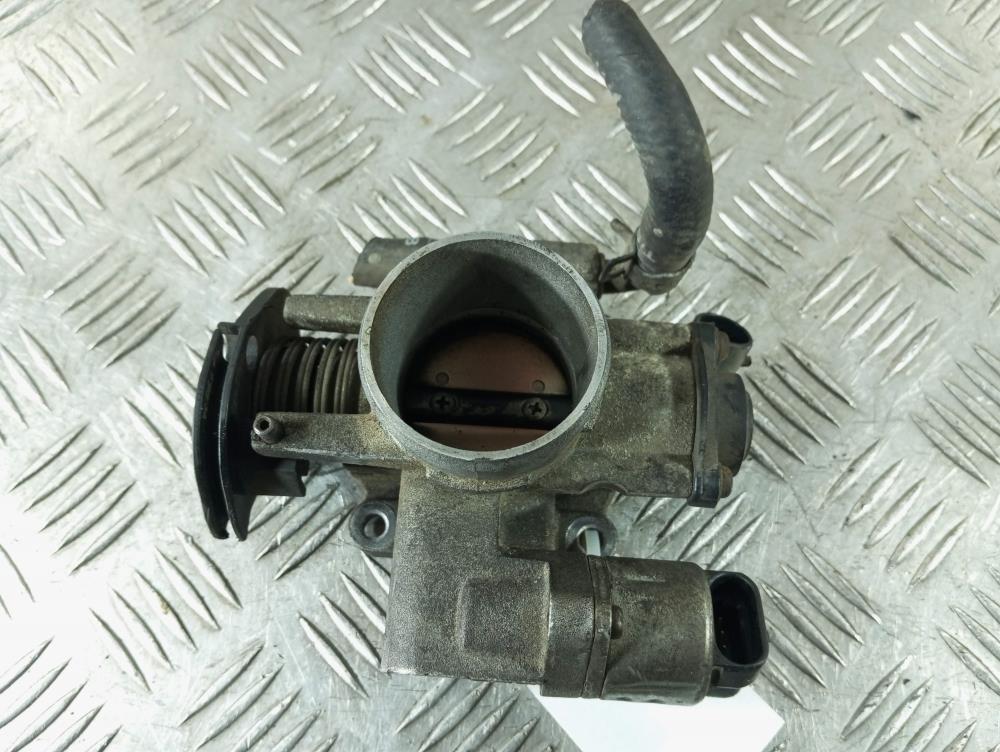 заслонка дроссельная Chevrolet Spark M300 2012, Бензин 1.0, цвет - фото №1