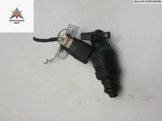 форсунка Volkswagen Golf 4 поколение 1999, 1.6 л., бензин, МКПП, зелёный, хетчбэк 5 дв., 037906031AA
