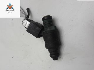 форсунка Volkswagen Golf 4 поколение 1999, 1.6 л., бензин, МКПП, зелёный, хетчбэк 5 дв., 037906031AA