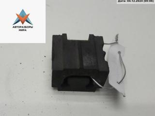 кронштейн радиатора Volkswagen Passat B5 [рестайлинг] 2004, 1.8 л., бензин, АКПП, синий, универсал, 8D0260425