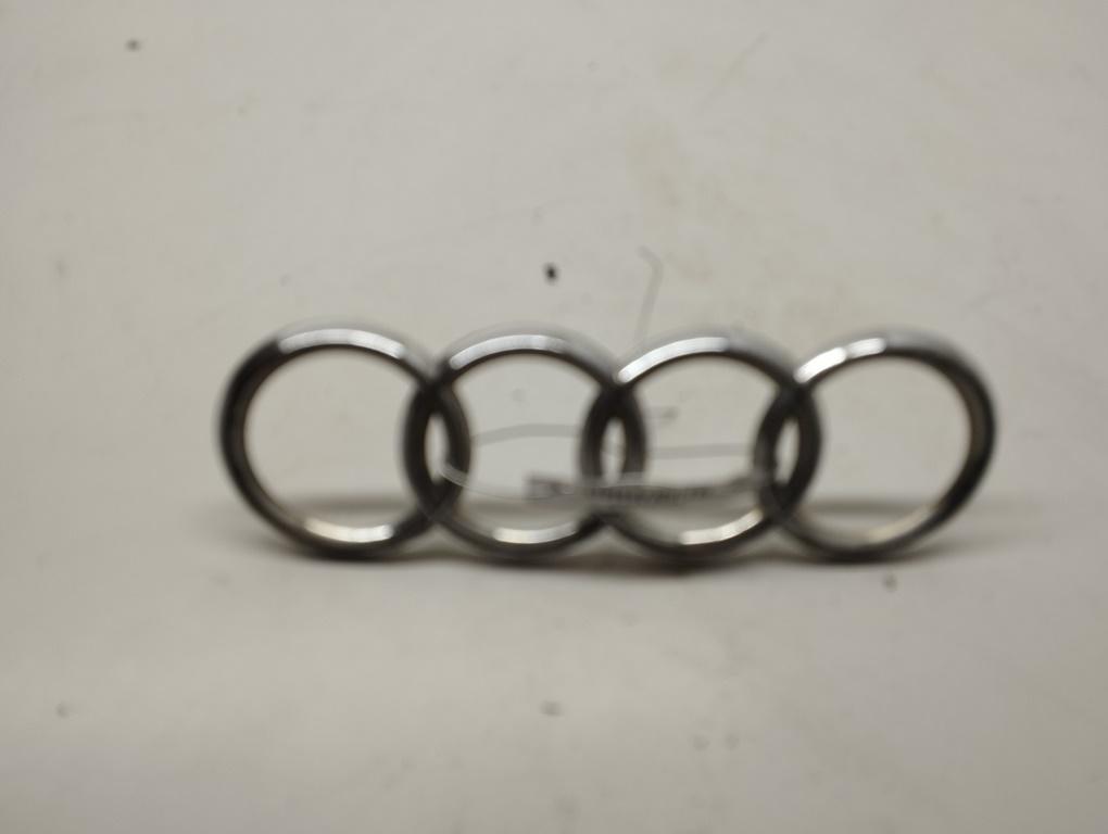 эмблема Audi A6 C5 2003, 2.5 л., дизель, МКПП, серый, универсал