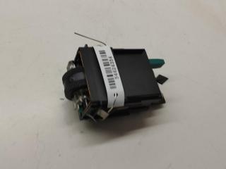 кнопка обогрева сидений Audi A6 C5 2003, 2.5 л., дизель, МКПП, чёрный, универсал, 4B0963563B