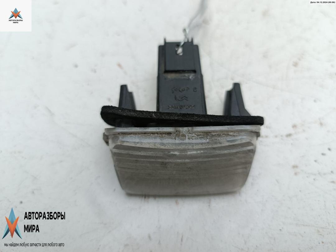 подсветка номера Peugeot 407 1 поколение 2005, 2.0 л., дизель, МКПП, серый, универсал - фото №1