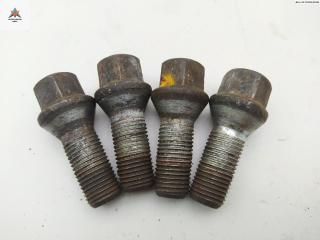 болт колесный Mercedes-Benz C-Класс W204/S204 2009, 2.2 л., дизель, АКПП, серый, универсал