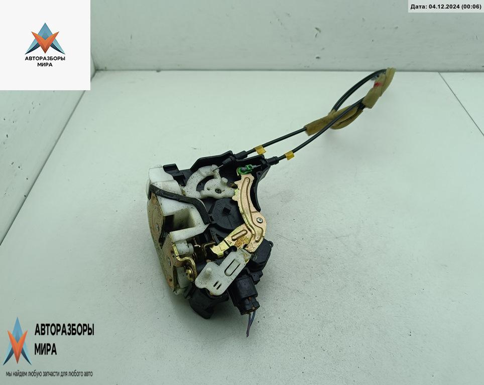 замок двери задней левой Mitsubishi Grandis 1 поколение 2004, 2.4 л., бензин, МКПП, чёрный, минивэн - фото №1