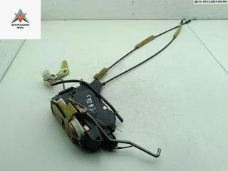 замок двери передней правой Mitsubishi Grandis 1 поколение 2004, 2.4 л., бензин, МКПП, чёрный, минивэн