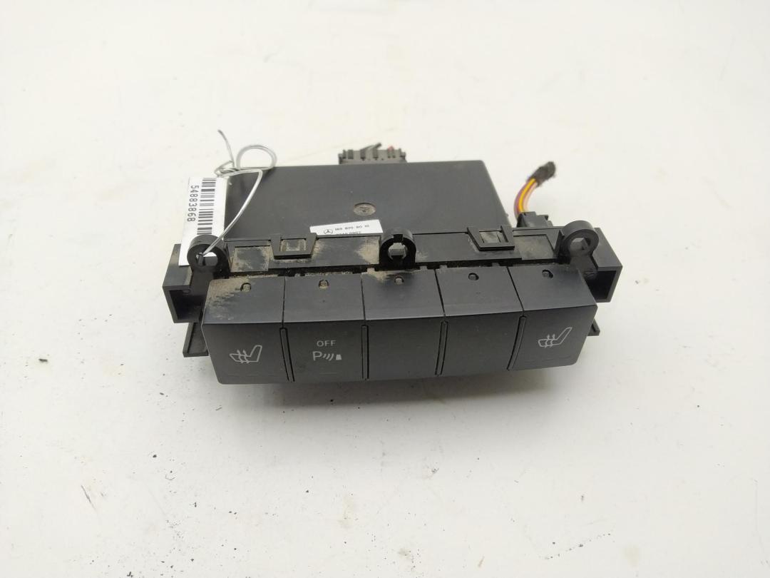 кнопка обогрева сидений Mercedes-Benz B W245 2006, 2.0 л., бензин, АКПП, серый, минивэн, 1698209010