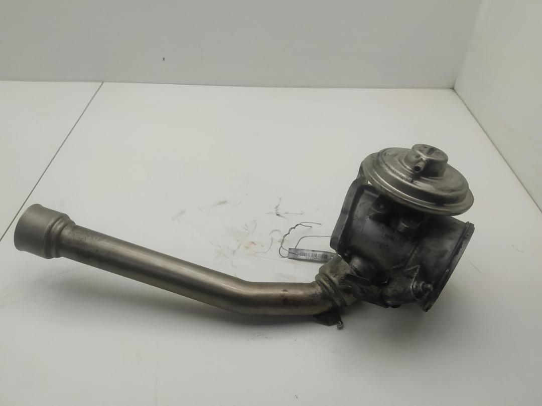 клапан EGR Mercedes-Benz C W203 2001, 2.2 л., дизель, МКПП, серый, седан, 6110900754