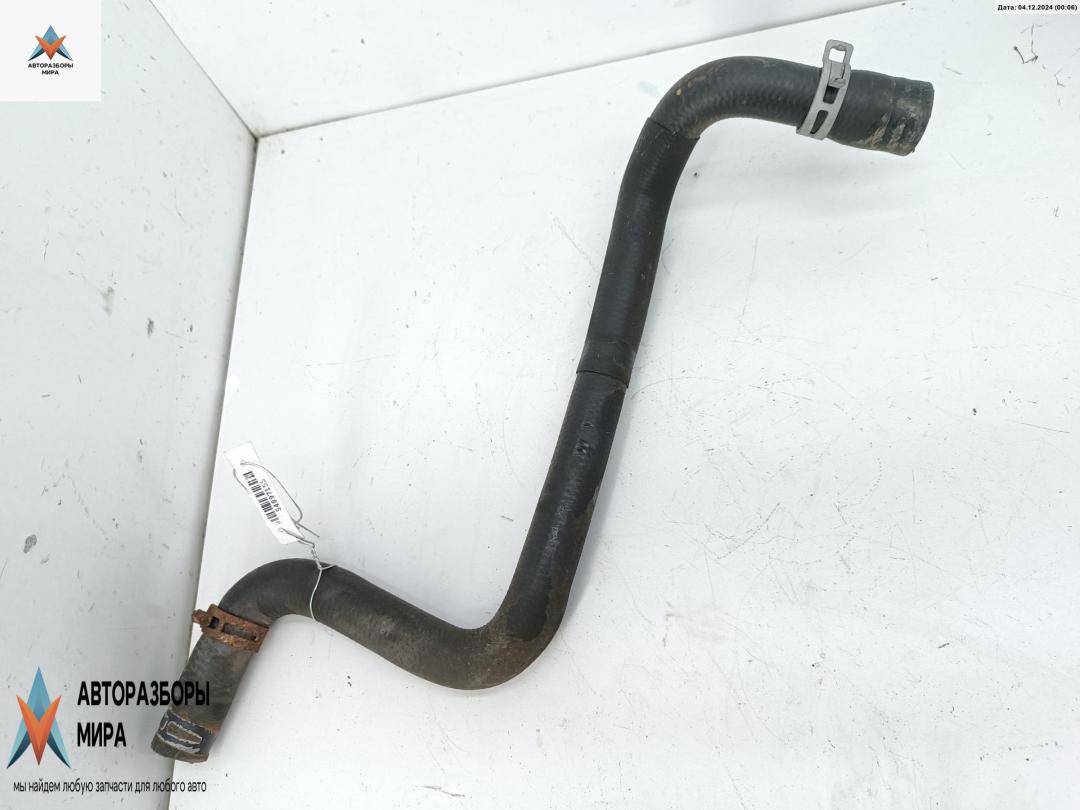 патрубок радиатора Mercedes-Benz S-Класс W220 1999, 3.2 л., бензин, 2205010682 - фото №1