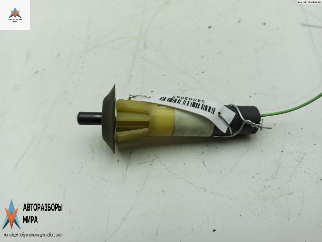 выключатель концевой (концевик) Citroen C5 1 поколение 2003, 2.0 л., дизель, МКПП, серый, универсал - фото №1