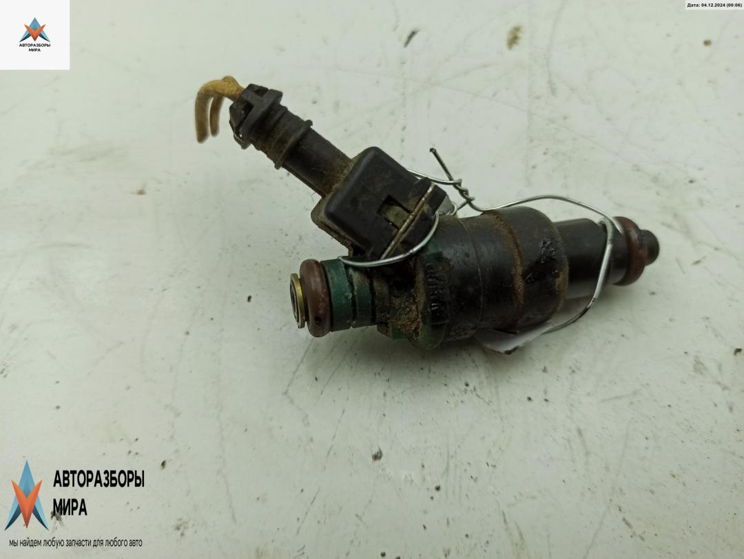 форсунка Renault Kangoo 1 поколение 1998, 1.4 л., бензин, МКПП, зелёный, фургон, 875368 - фото №1