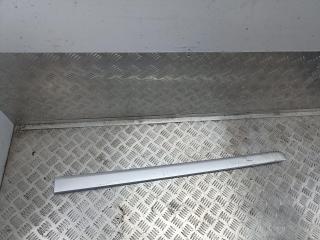 молдинг двери передней правой Opel Zafira B 2007, 1.9 л., дизель, МКПП, серый, минивэн, 13137773