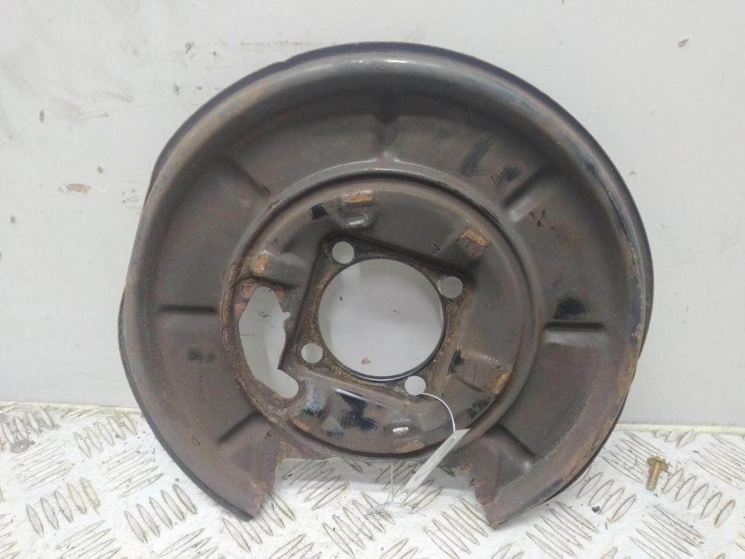 защитный кожух тормозного механизма Mercedes-Benz B W245 2006, 2.0 л., бензин, АКПП, серый, минивэн, A1699810027