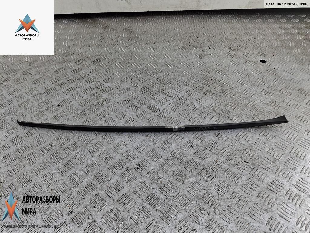 молдинг лобового стекла Volkswagen Passat B6 2006, 1.6 л., бензин, МКПП, серый, универсал, 3C0854328A - фото №1