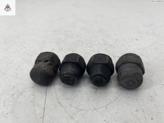 болт колесный Mitsubishi Space Wagon 2 поколение (Typ N30/N40) 1995, 2.0 л., бензин, МКПП, красный, минивэн