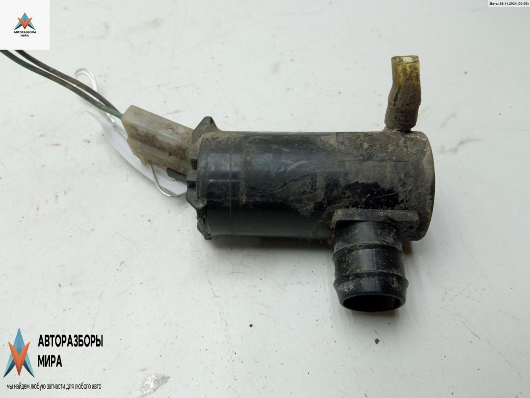 насос (моторчик) омывателя стекла Mitsubishi Lancer 9 поколение 2003, серый, универсал - фото №1