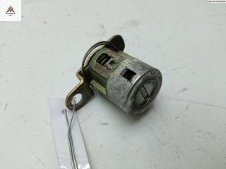 личинка дверного замка Mitsubishi Space Runner 2 поколение 2000, 2.4 л., бензин, МКПП, красный, минивэн