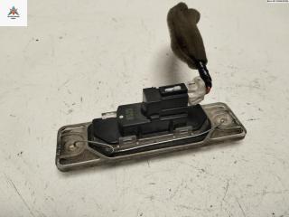 подсветка номера Renault Koleos 1 поколение 2008, 2.0 л., дизель, МКПП, серый, внедорожник 5 дв., 26510JY00A