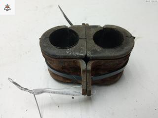 крепление стабилизатора / втулки стабилизатора Toyota Yaris XP9 2005, 1.4 л., дизель, МКПП, синий, хетчбэк 5 дв.