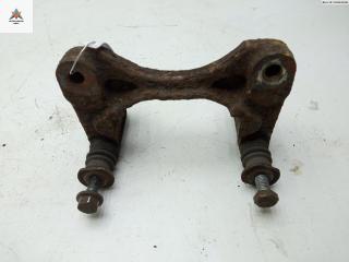 скоба суппорта Nissan Almera Tino V10 2001, 1.8 л., бензин, МКПП, серый, минивэн